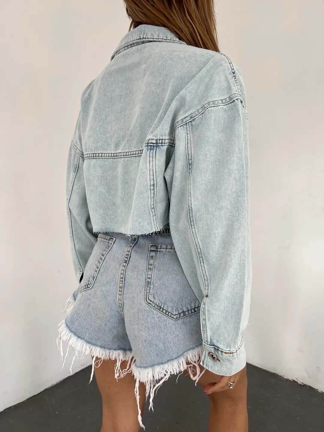 Çift Cepli Yıkamalı Crop Denim Ceket Mavi