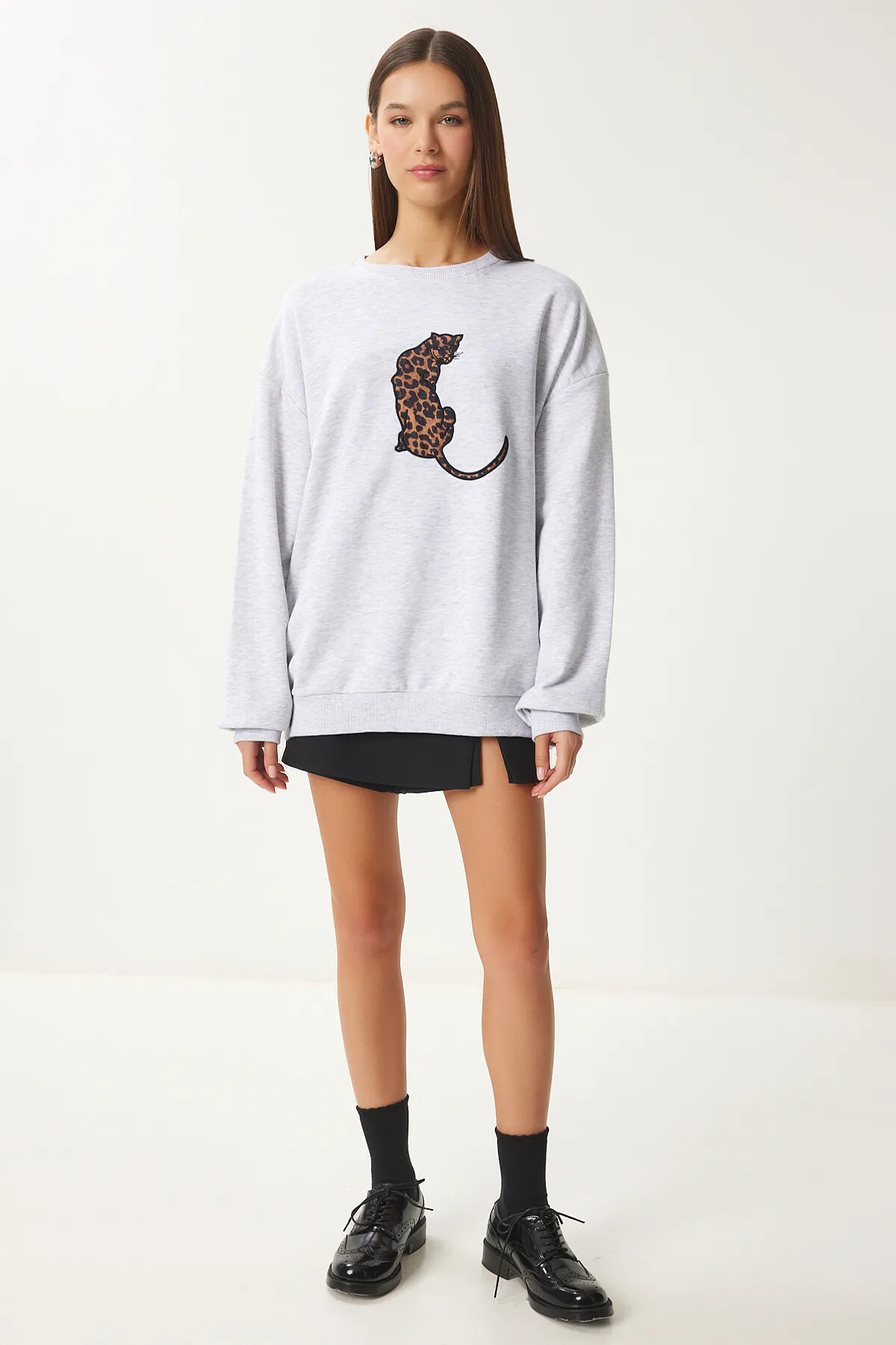 Leopar Nakışlı Oversize Örme Sweetshirt