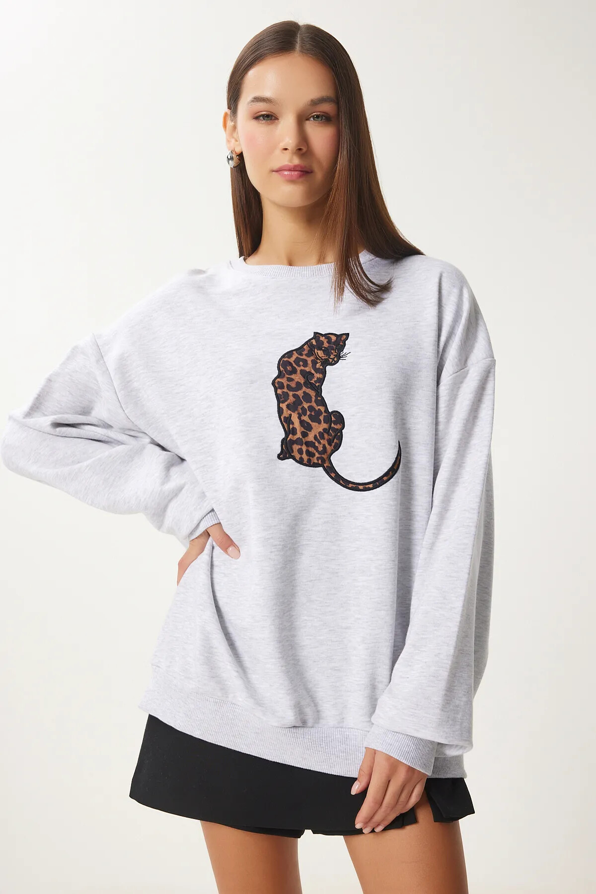 Leopar Nakışlı Oversize Örme Sweetshirt