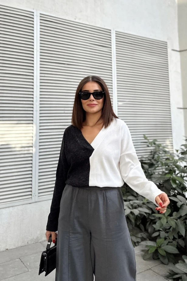 Kadın Antrasit & Ekru  Günlük Stil V Yaka Kazak