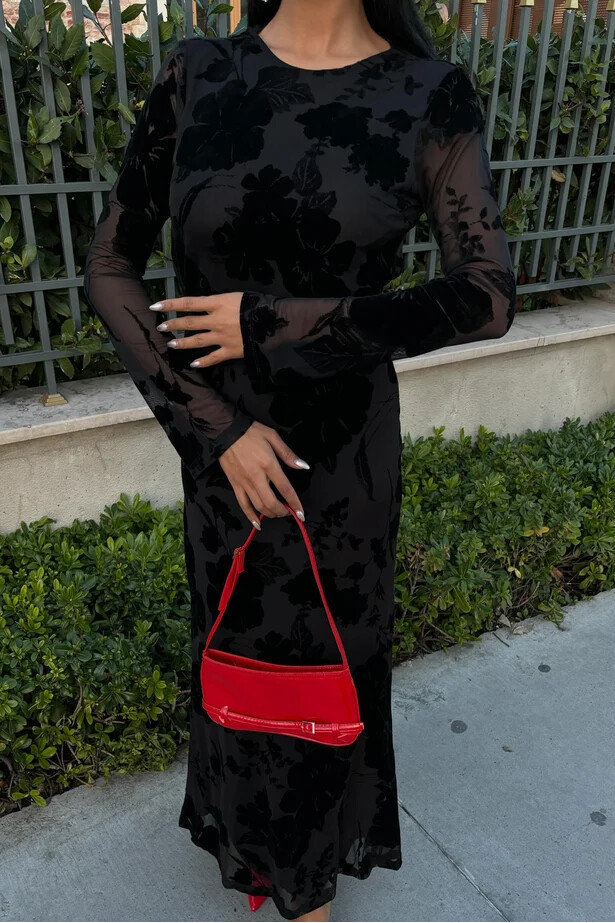 Kadife Baskılı Sırt Dekolteli Astarlı Siyah Elbise