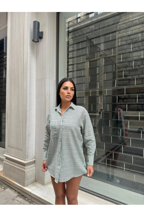 Tek Cep Siyah Çizgili Gofre Gömlek