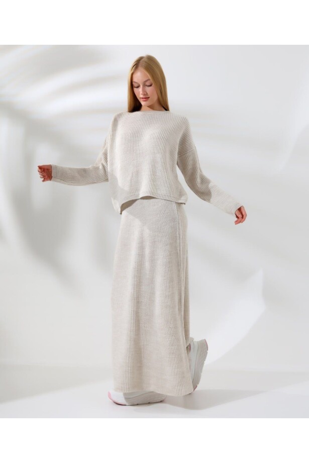 Triko Bluz ve Etek Spor Takım