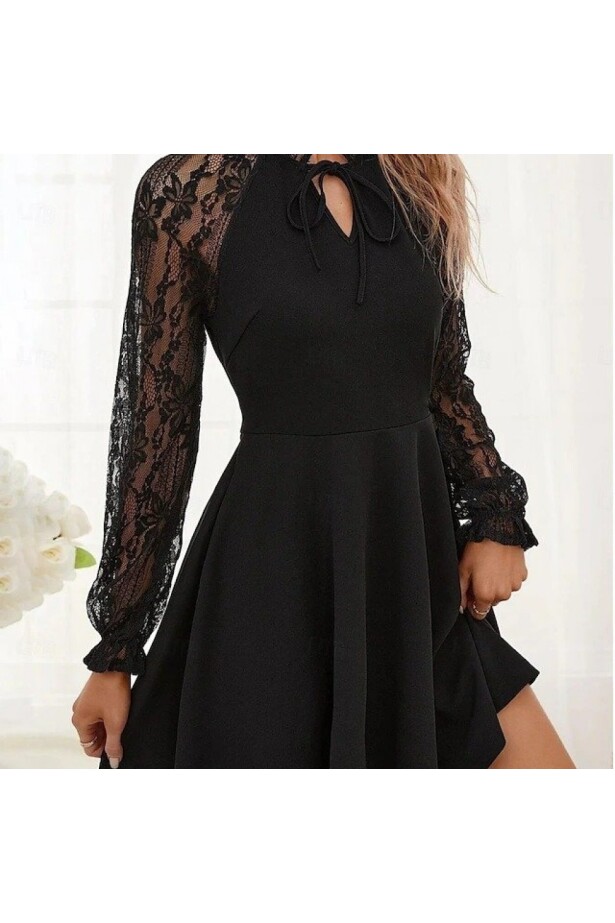 Uzun Kollu Yaka Bağcıklı Dantel Detaylı Elbise