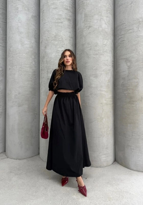 Crop Bluz ve Etek Alt Üst Takım