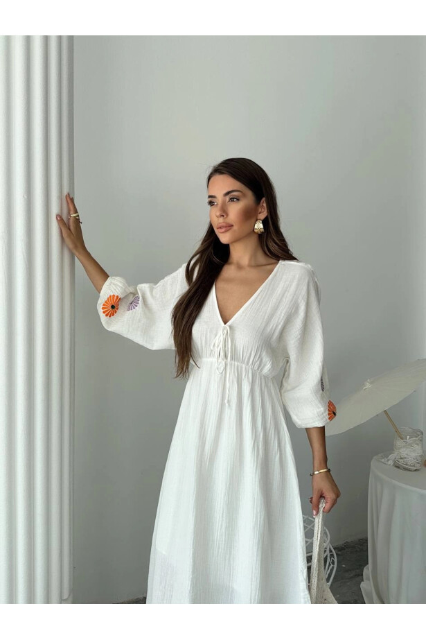 Kol Nakış Detay Müslin Elbise