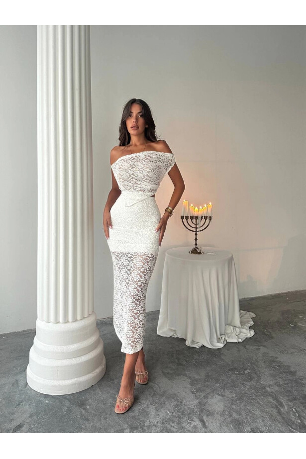 Sırt Bağlama Detay Tasarım Güpür Takım Beyaz