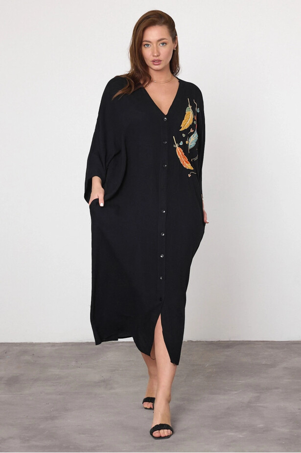 Siyah Nakış İşlemeli Dokuma Viskon Elbise