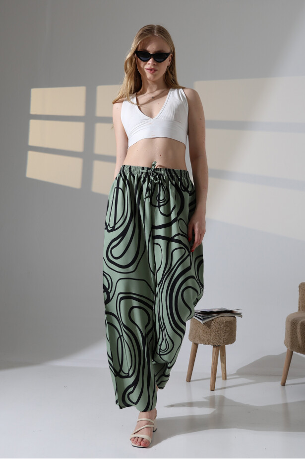 Viskon Bol Paça Yeşil Desenli Pantalon